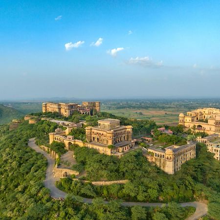 Neemrana'S - Tijara Fort Palace Zewnętrze zdjęcie