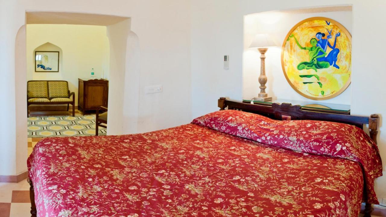 Neemrana'S - Tijara Fort Palace Zewnętrze zdjęcie