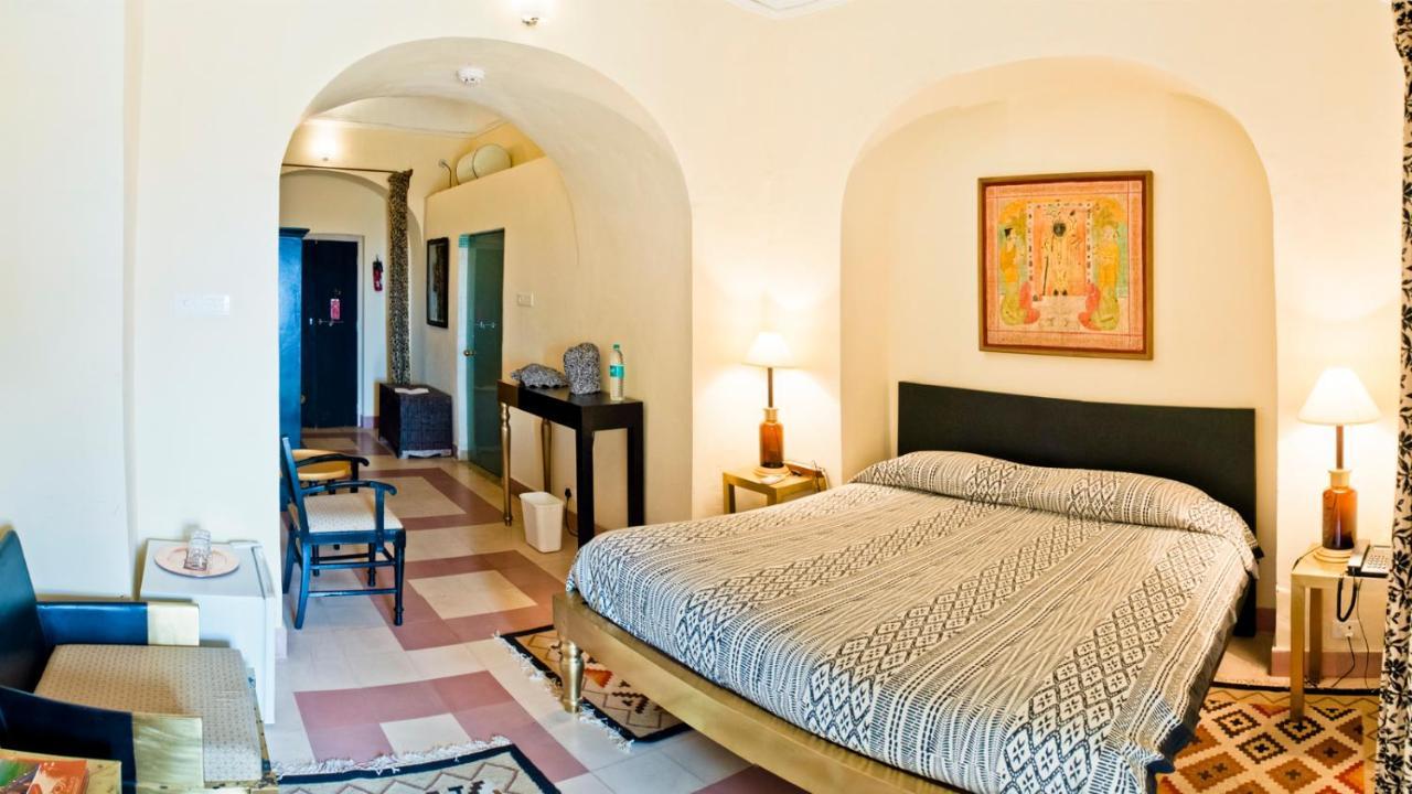 Neemrana'S - Tijara Fort Palace Zewnętrze zdjęcie