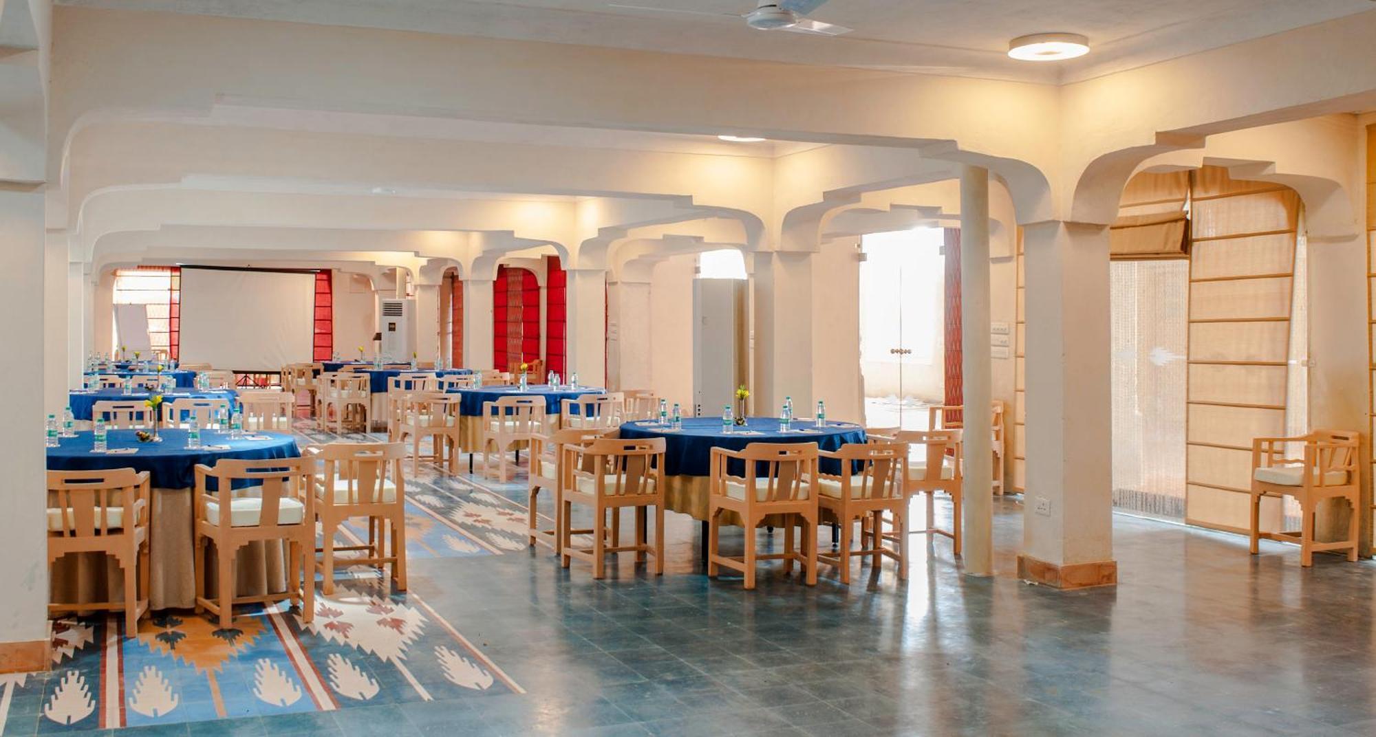 Neemrana'S - Tijara Fort Palace Zewnętrze zdjęcie