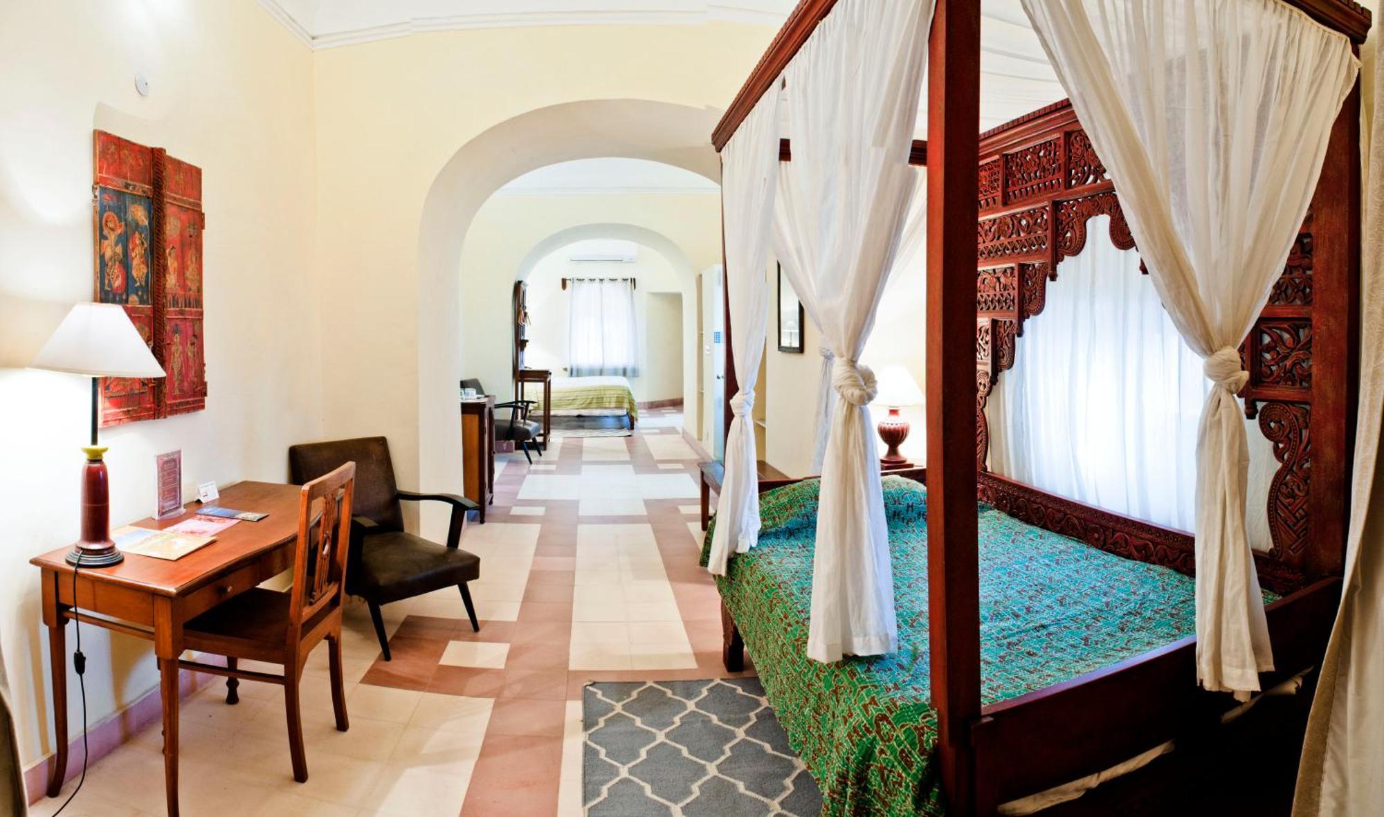 Neemrana'S - Tijara Fort Palace Zewnętrze zdjęcie