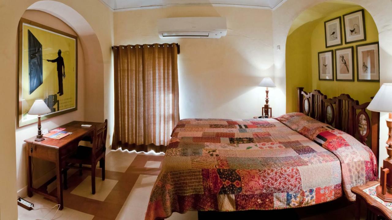 Neemrana'S - Tijara Fort Palace Zewnętrze zdjęcie