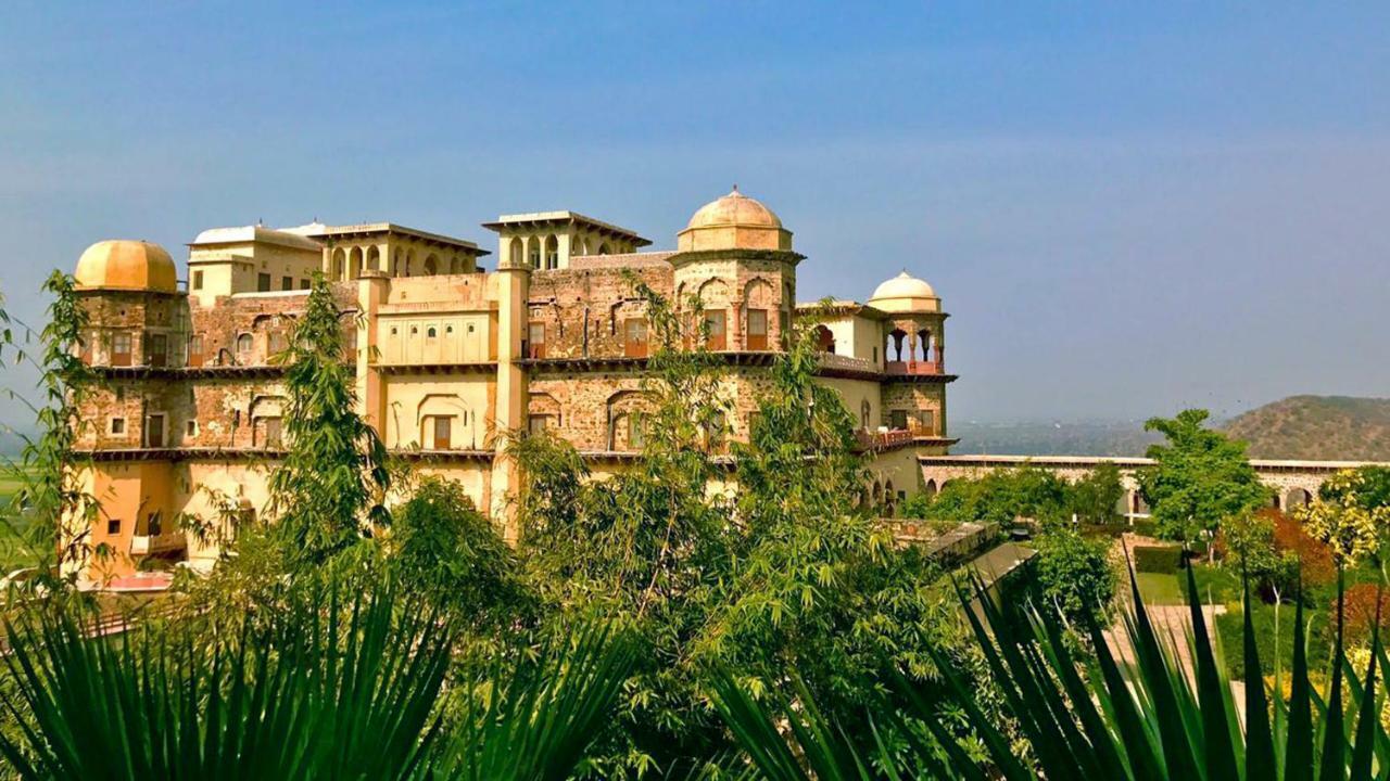 Neemrana'S - Tijara Fort Palace Zewnętrze zdjęcie
